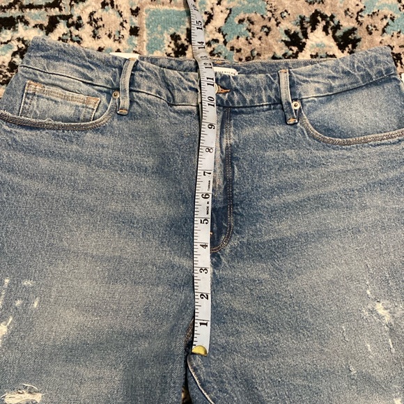 Women’s Good American The Weekender Jeans GWE062T Indigo046 Size - Picture 14 of 15